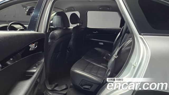 Kia Sorento 2019 — photo 12