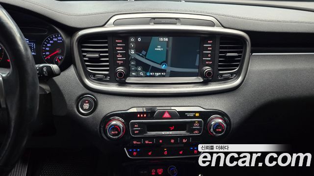 Kia Sorento 2019 — photo 14