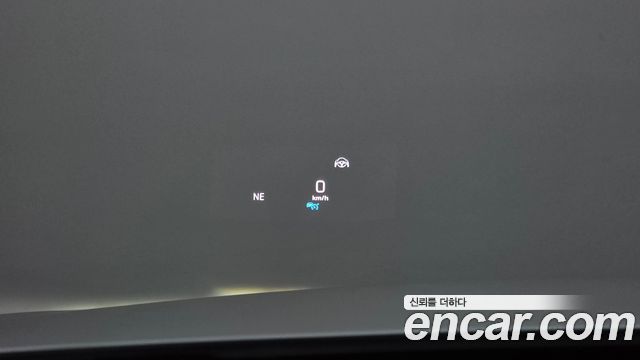 Mercedes-Benz E-Class 2020 — photo 18