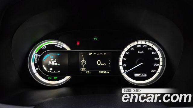 Kia Niro 2017 — photo 11