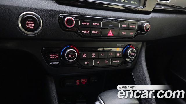 Kia Niro 2017 — photo 23