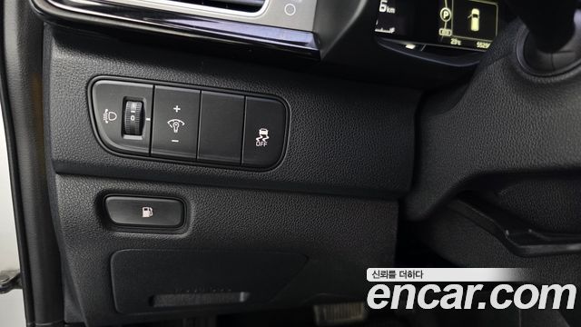 Kia Niro 2017 — photo 25