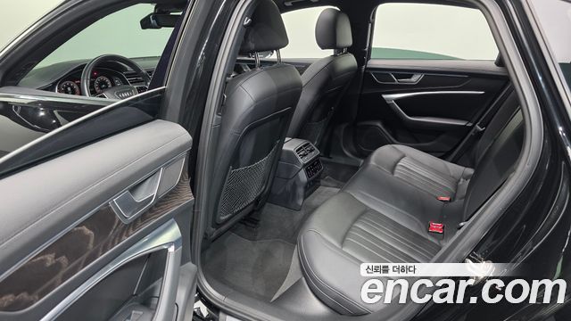 Audi A6 2022 — photo 18