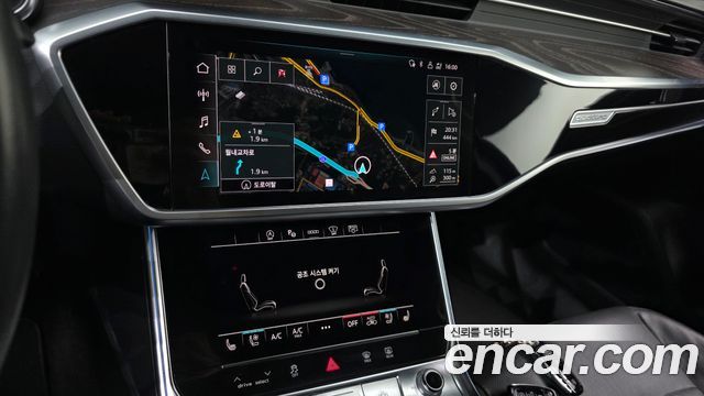 Audi A6 2022 — photo 20