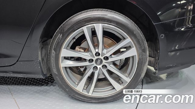 Audi A6 2022 — photo 7