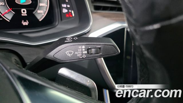 Audi A6 2022 — photo 27