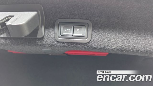 Audi A6 2022 — photo 33