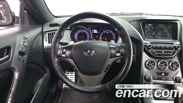 Hyundai Genesis 2015 — photo 11