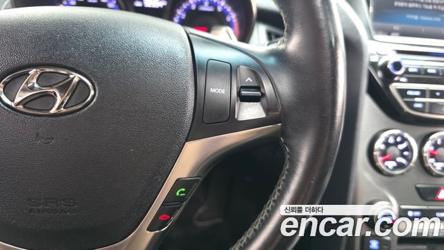 Hyundai Genesis 2015 — photo 16