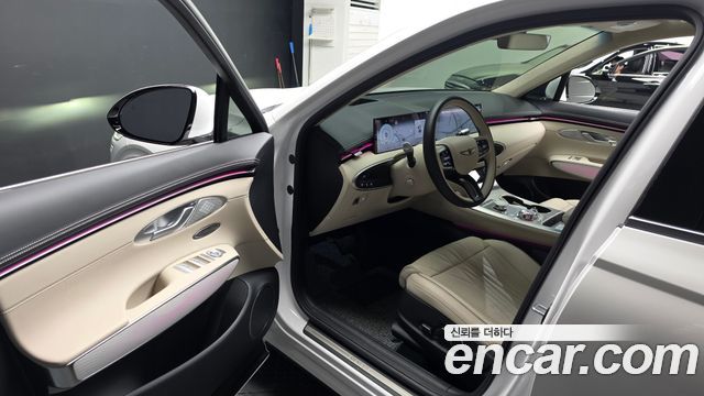 Genesis GV70 2026 — photo 10