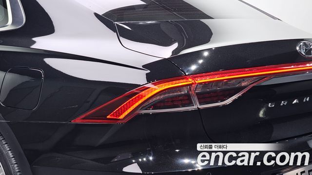 Hyundai Grandeur 2021 — photo 9