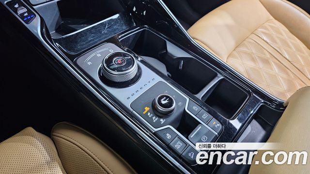 Kia Sorento 2023 — photo 12