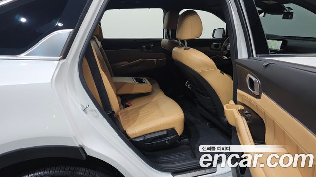 Kia Sorento 2023 — photo 17