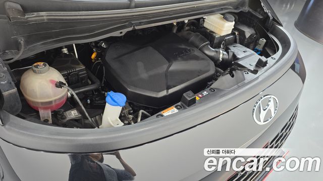 Hyundai Staria 2022 — photo 6