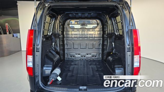 Hyundai Staria 2022 — photo 26