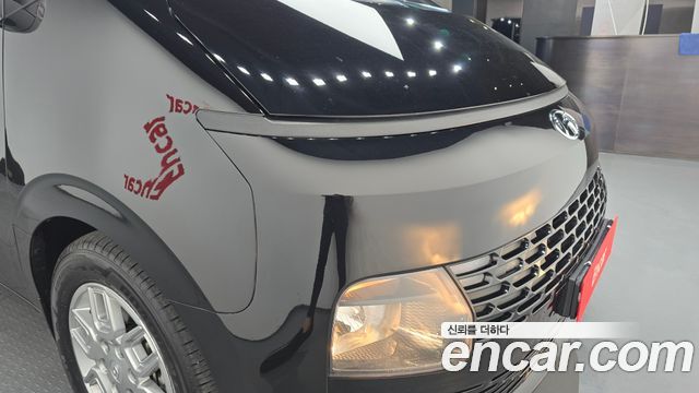Hyundai Staria 2022 — photo 8