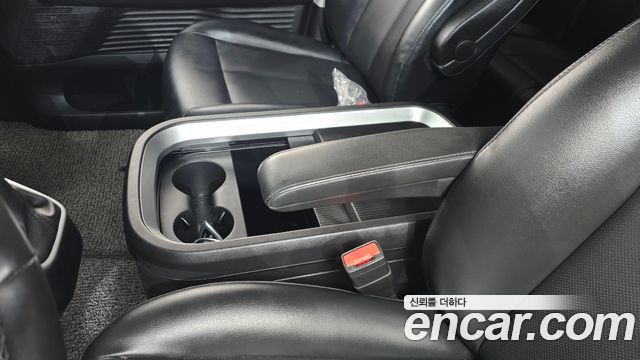 Hyundai Staria 2022 — photo 27
