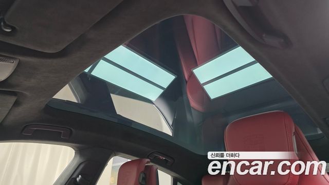 Porsche Taycan 2022 — photo 23