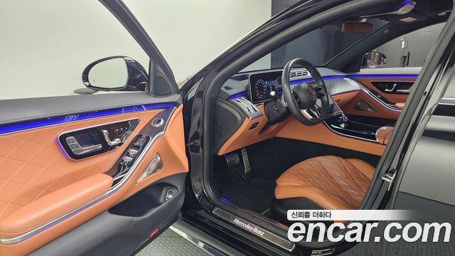 Mercedes-Benz S-Class 2023 — photo 13