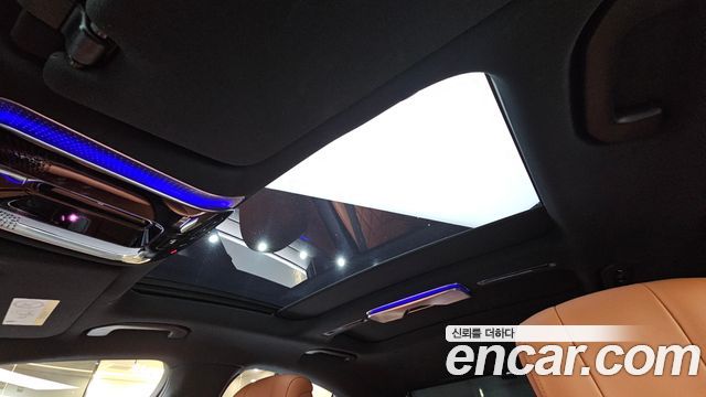 Mercedes-Benz S-Class 2023 — photo 21