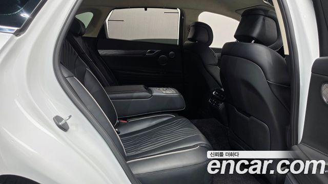 Genesis G80 2022 — photo 17
