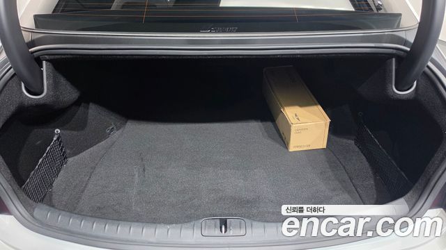 Genesis G80 2022 — photo 24