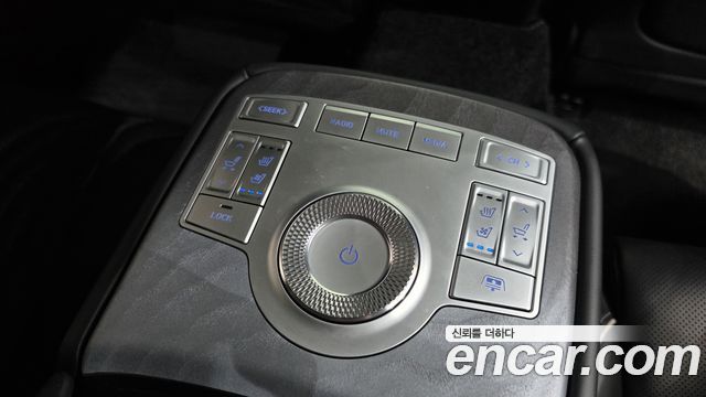 Genesis G80 2022 — photo 25
