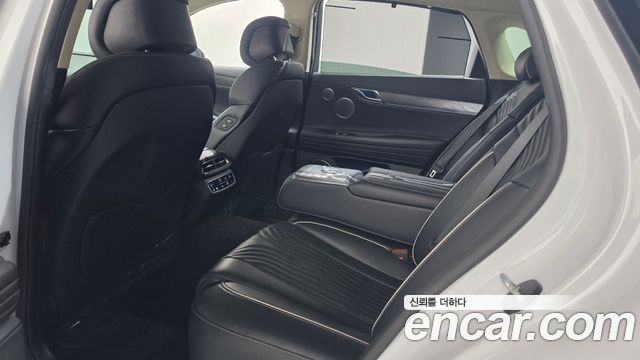 Genesis G80 2022 — photo 26
