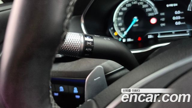 Genesis G80 2022 — photo 30