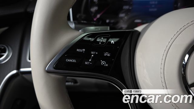 Mercedes-Benz S-Class 2023 — photo 21