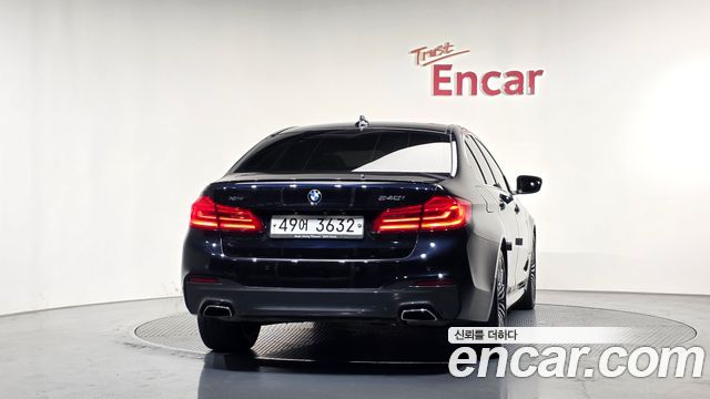 BMW 5-Series 2019 — photo 4