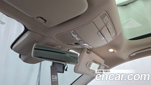 Mercedes-Benz E-Class 2017 — photo 27