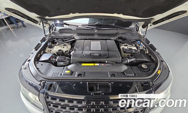 Land Rover Range Rover 2017 — photo 6