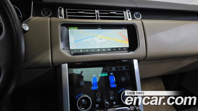 Land Rover Range Rover 2017 — photo 19