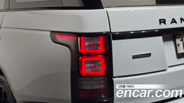 Land Rover Range Rover 2017 — photo 9