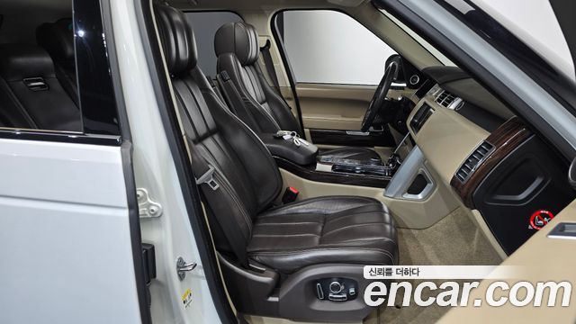 Land Rover Range Rover 2017 — photo 16
