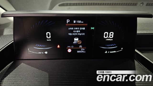 Hyundai Staria 2023 — photo 11