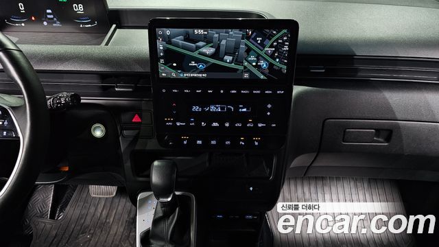 Hyundai Staria 2023 — photo 20