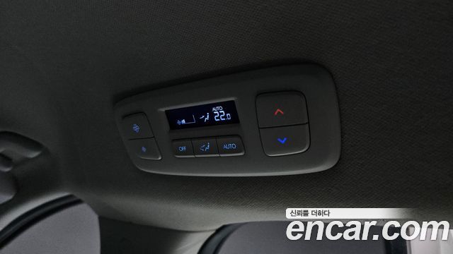 Hyundai Staria 2023 — photo 25