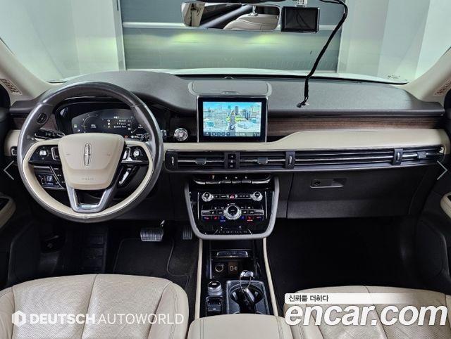 Lincoln Corsair 2020 — photo 8
