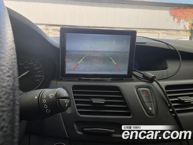 Renault Korea SM5  2011 — photo 12