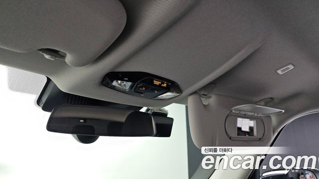 Mini Cooper 2025 — photo 25