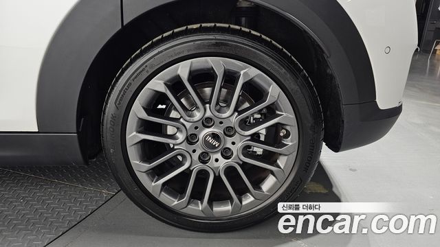 Mini Cooper 2025 — photo 7