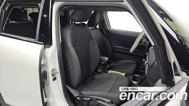 Mini Cooper 2025 — photo 16