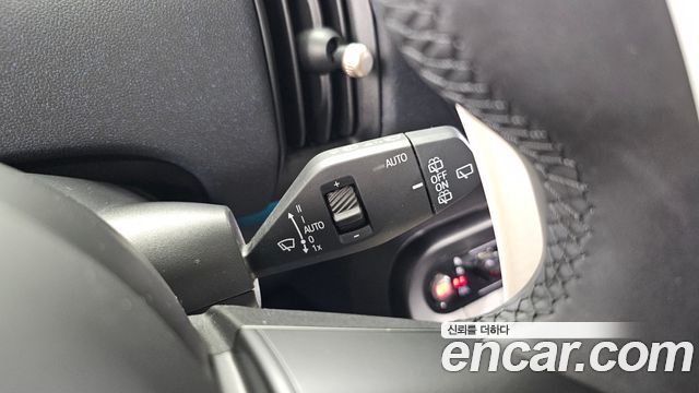 Mini Cooper 2025 — photo 29