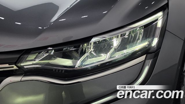 Renault Korea SM6 2023 — photo 8