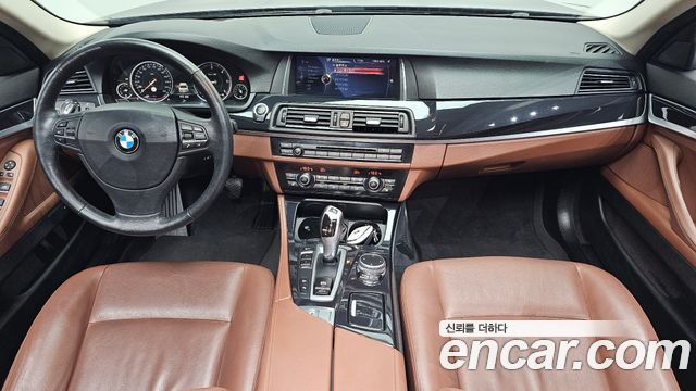 BMW 5-Series 2015 — photo 7