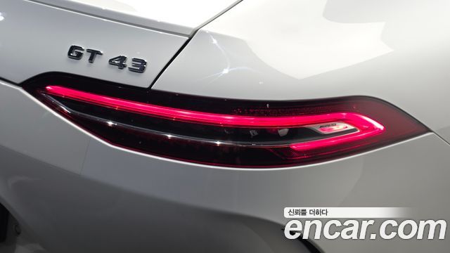 Mercedes-Benz AMG GT 2023 — photo 9