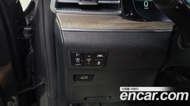 Kia K5 2022 — photo 32