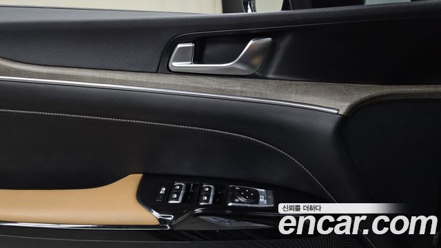 Kia K5 2022 — photo 33